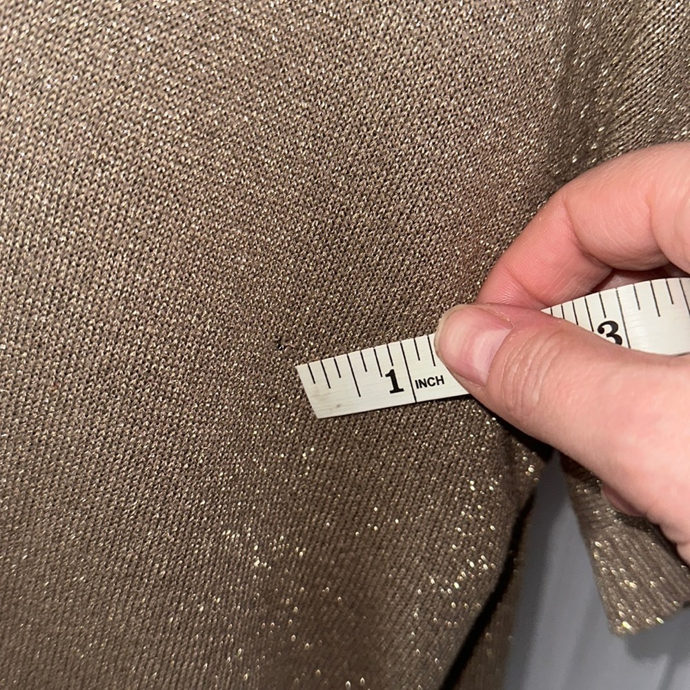 2X Gold Sparkle Ultra Lightweight Sweater - Picture 3 of 3